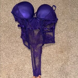 Victoria’s Secret Elegant Purple Lace Bustier Bra